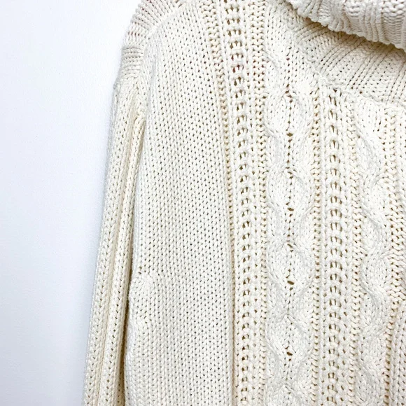 One on One Off-White Long Sleeve Cable Knit Sweater - Picture 8 of 11